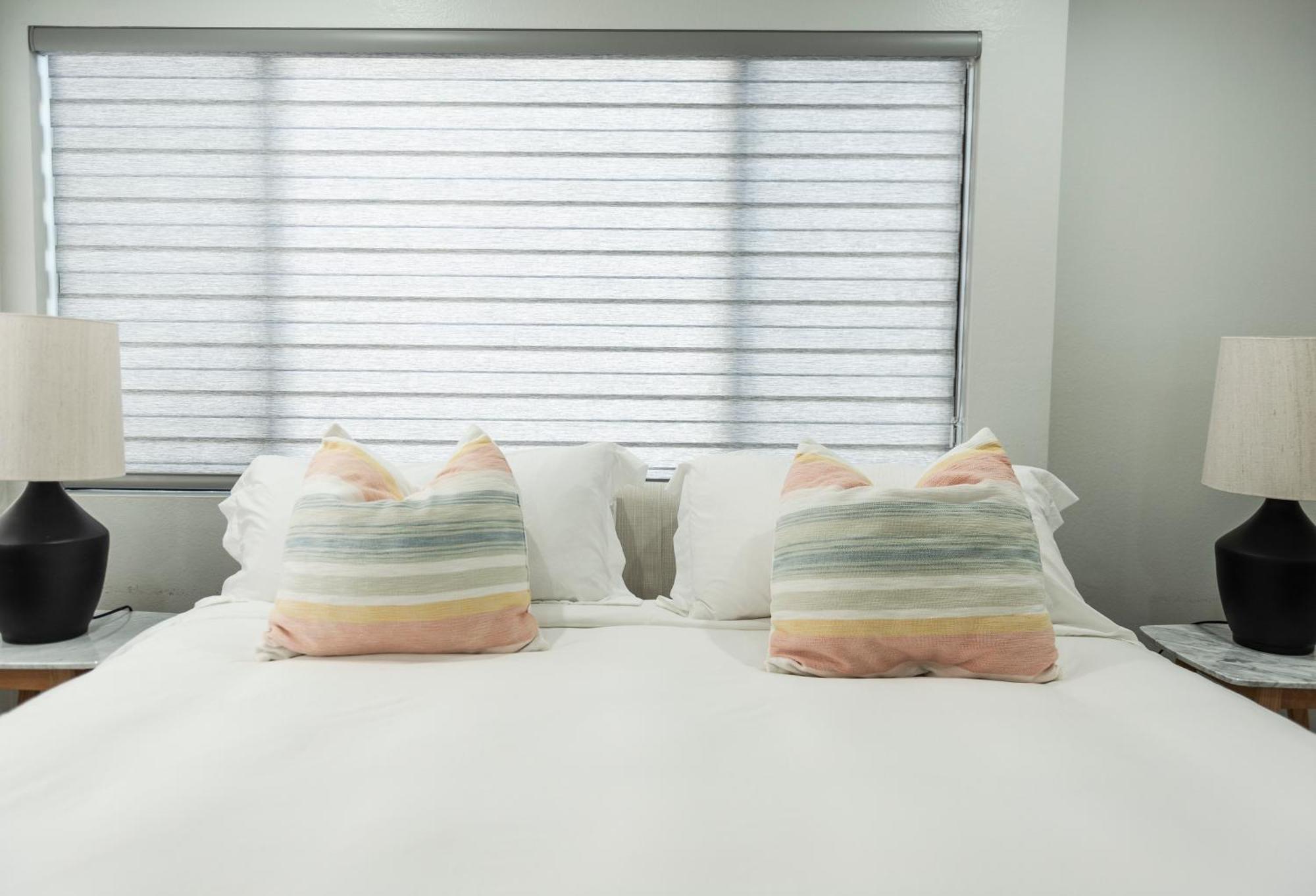 50 M To Sand Lgb 2 King Suites Long Beach Eksteriør billede